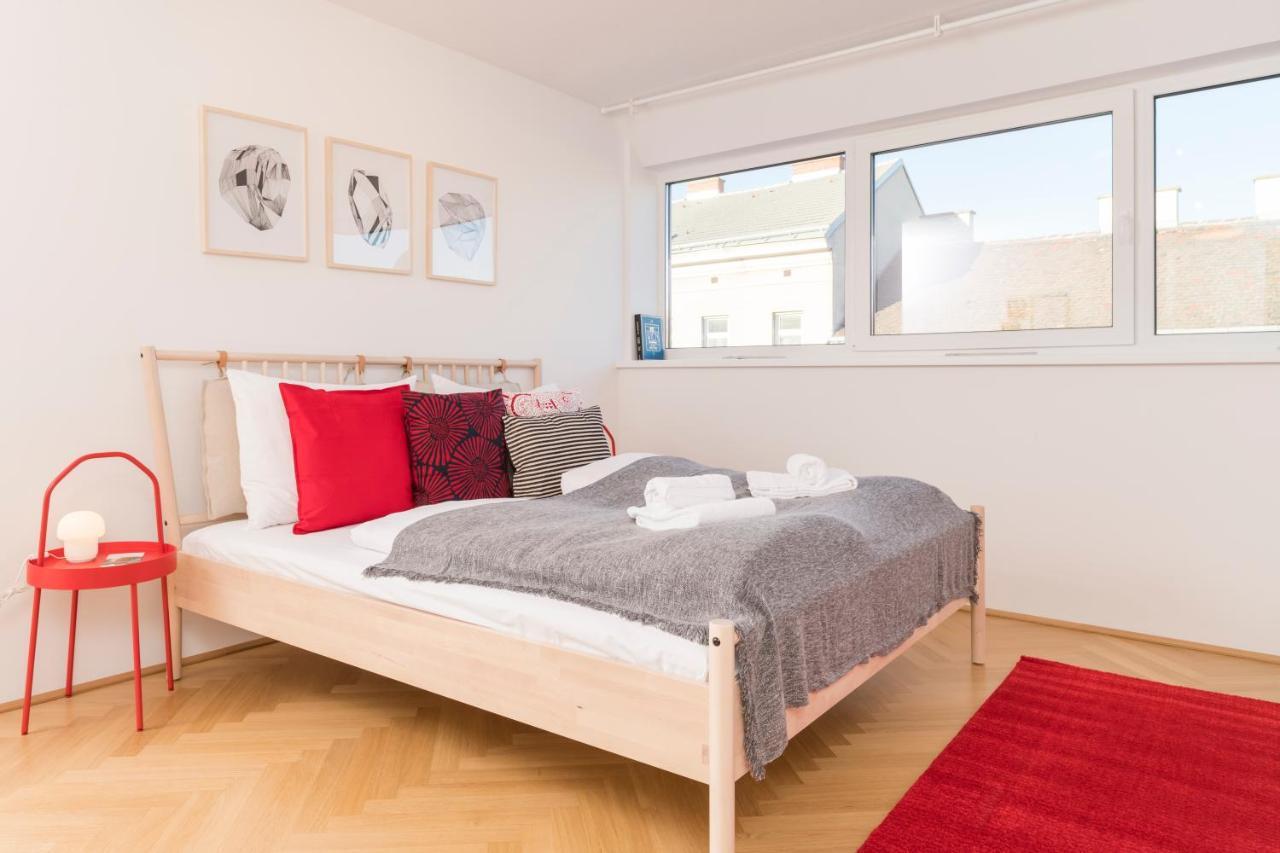 Red Monkey Vienna Apartment Екстер'єр фото